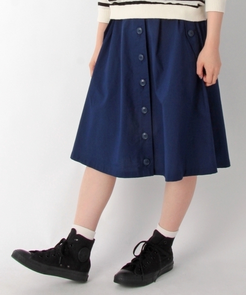 THE EMPORIUM（ジエンポリアム）の「前ボタンミディスカート（スカート・レディース・ホワイト/ベージュ/ブルー/ブルー系1・38）」の7枚目の写真