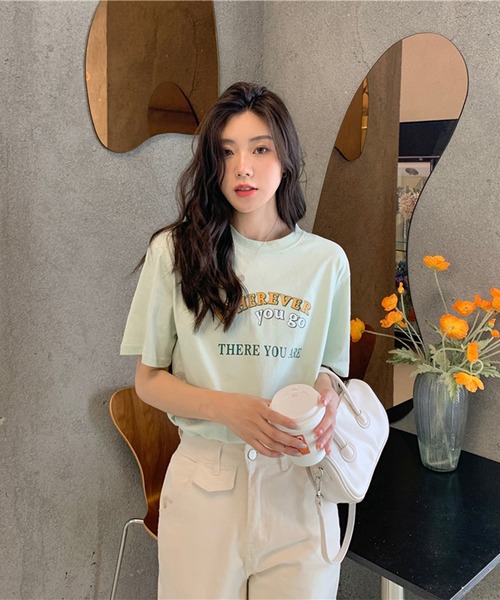 LYEON（リヨン）の「ロゴTシャツ（Tシャツ/カットソー・レディース・ホワイト/ベージュ/グリーン・FREE）」の3枚目の写真