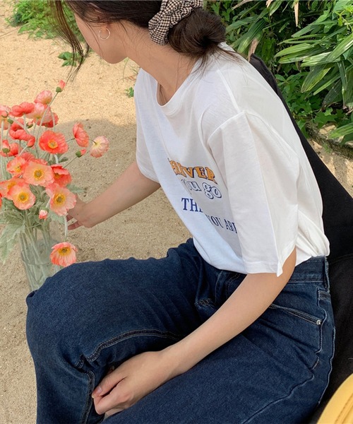 LYEON（リヨン）の「ロゴTシャツ（Tシャツ/カットソー・レディース・ホワイト/ベージュ/グリーン・FREE）」の22枚目の写真