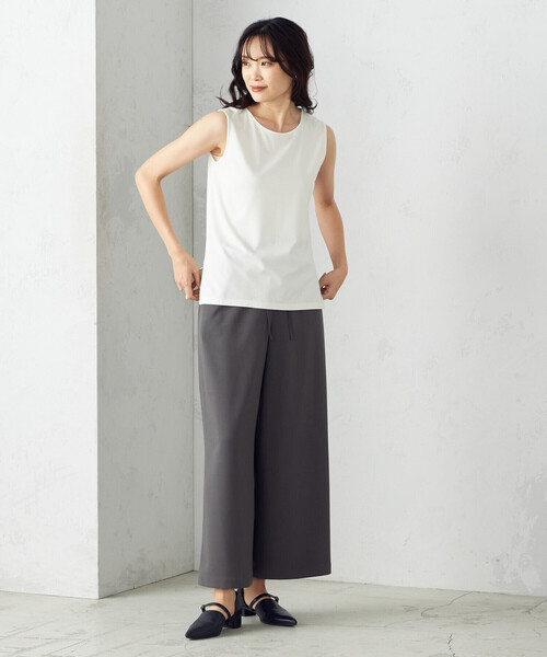 COMME CA ISM（コムサイズム）の「タンクトップ（タンクトップ・レディース・ホワイト/ベージュ/レッド/チャコール・MEDIUM/LARGE）」の18枚目の写真