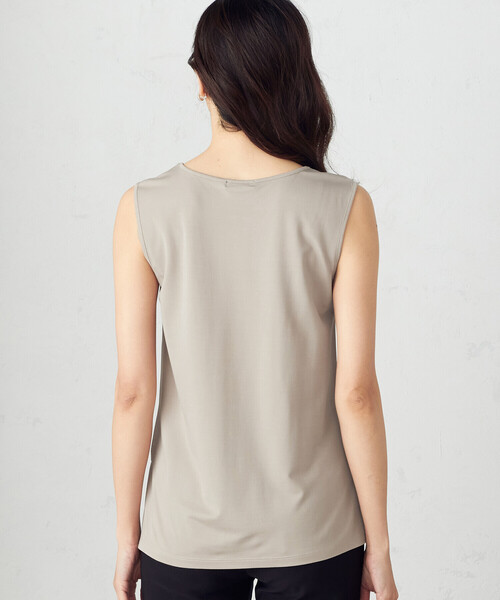 COMME CA ISM（コムサイズム）の「タンクトップ（タンクトップ・レディース・ホワイト/ベージュ/レッド/チャコール・MEDIUM/LARGE）」の12枚目の写真