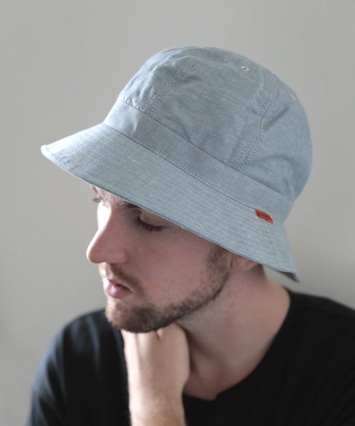 Denime（ドゥニーム）の「CHAMBRAY HAT/シャンブレーハット（ハット・メンズ・ライトインディゴブルー/インディゴブルー・FREE）」の4枚目の写真