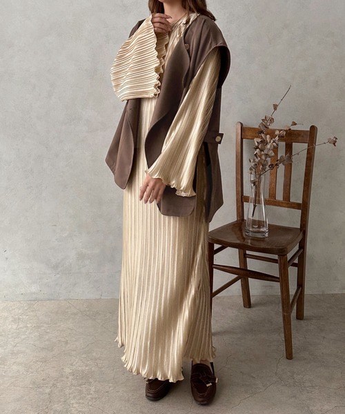 apres jour clair(アプレジュールクレア)の「【apres jour clair】2wayプリーツワンピース【ZOZOTOWN限定アイテム】(ワンピース・レディース・ベージュ/ダークブラウン/ライトベージュ/アイボリー・X-LARGE/フリー)」の11枚目の写真
