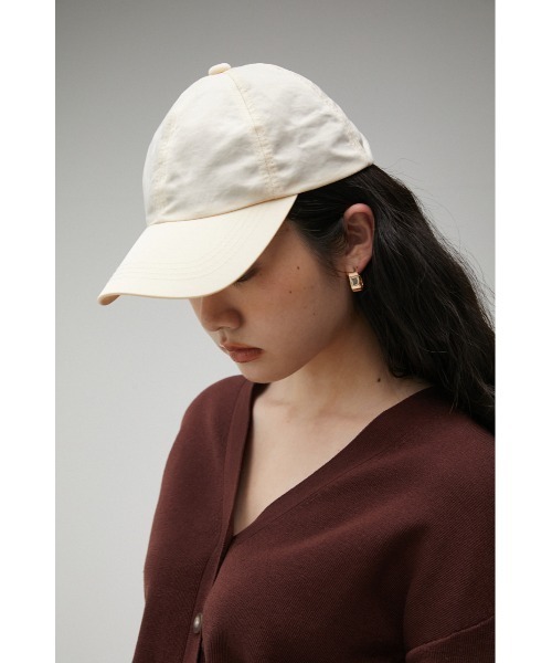 AZUL by moussy(アズールバイマウジー)の「WASHER MATERIAL LIGHT CAP/ウォッシャーマテリアルライトキャップ(キャップ・レディース・カーキ/アイボリー/ネイビー・FREE)」の20枚目の写真