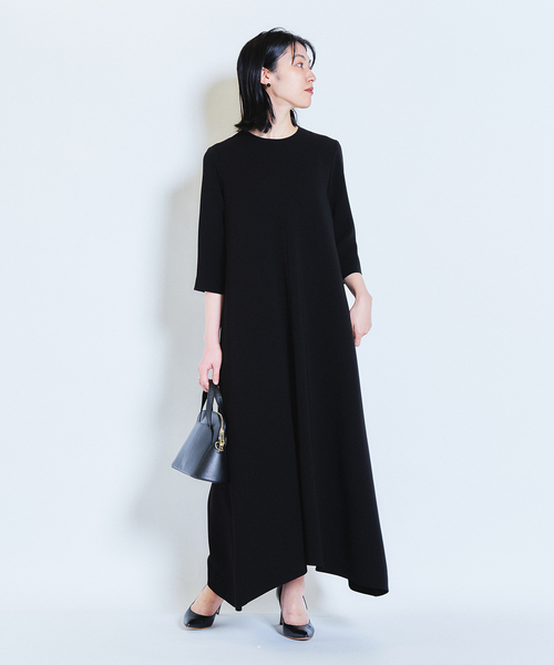 HARDY NOIR（アルディーノアール）の「ライトクルーネックフレア