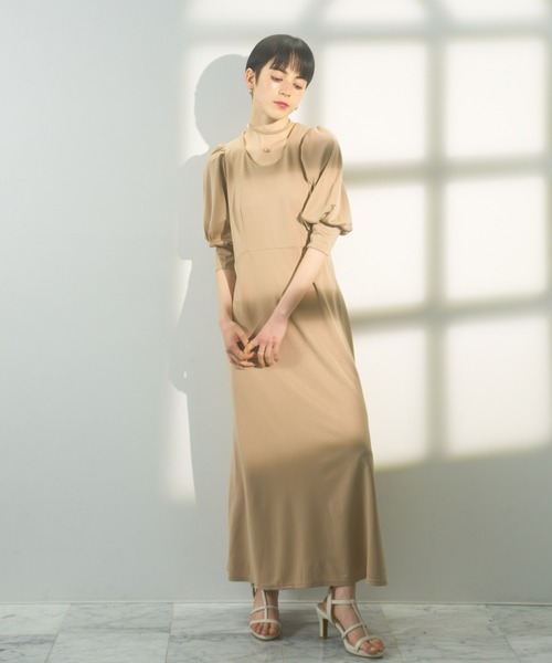DRWCYS（ドロシーズ）の「チョーカー風 ロングフレアワンピ  Tuker-style long flared dress（ワンピース・レディース・オフホワイト/ブラック/ベージュ・FREE）」の13枚目の写真