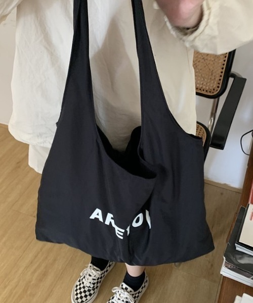 LAC-VERT（ラック・ヴェール）の「内ポケット付きナイロントートバッグ/エコバッグ（トートバッグ・レディース・ホワイト/ライトブルー/ブラック/イエロー/ピンク・FREE）」の9枚目の写真