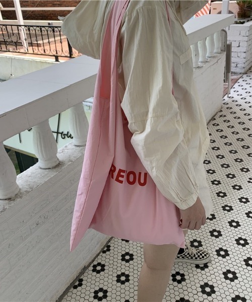 LAC-VERT（ラック・ヴェール）の「内ポケット付きナイロントートバッグ/エコバッグ（トートバッグ・レディース・ホワイト/ライトブルー/ブラック/イエロー/ピンク・FREE）」の17枚目の写真