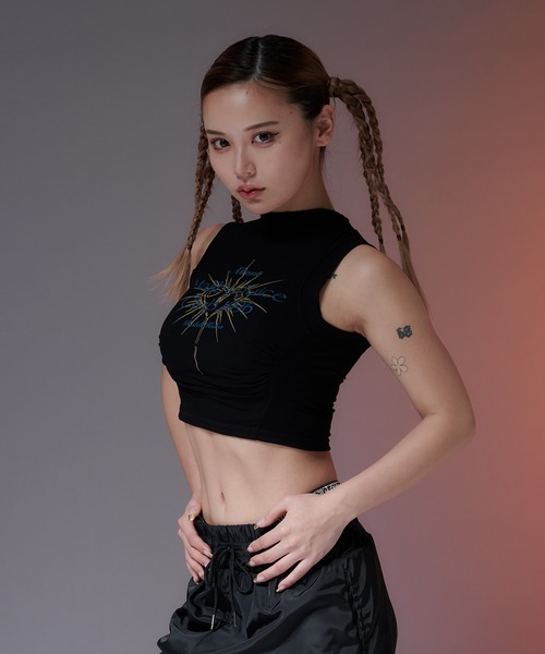 sedacle（セダクル）の「【SDG】ribbed tanktop（タンクトップ・レディース・ベージュ/ブラック/オフホワイト・FREE）」の13枚目の写真