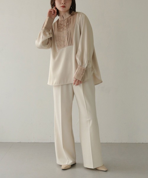 CLEIO（クレイオ）の「【CLEIO】ピンタックサテンシャツ（シャツ/ブラウス・レディース・アイボリー/ライトカーキ/サックスブルー・FREE）」の4枚目の写真
