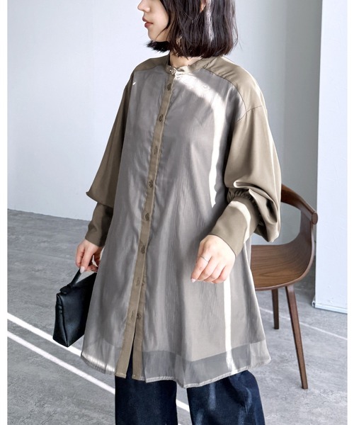 reca(レカ)の「オーガンジーレイヤードブラウス(シャツ/ブラウス・レディース・ブラック/ダークグリーン/グレイッシュベージュ/カーキブラウン/チャコールグレー/キャメル・M)」の4枚目の写真