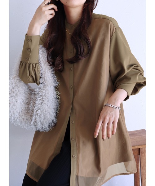 reca(レカ)の「オーガンジーレイヤードブラウス(シャツ/ブラウス・レディース・ブラック/ダークグリーン/グレイッシュベージュ/カーキブラウン/チャコールグレー/キャメル・M)」の3枚目の写真