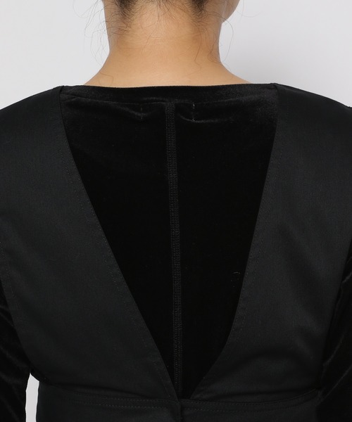 LOWRYS FARM(ローリーズファーム)の「Vアキジャンスカ(ジャンパースカート・レディース・チャコール/アイボリー/ブラック/グレー・マルチサイズ)」の8枚目の写真