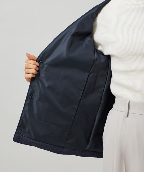 SHOO・LA・RUE(シューラルー)の「◆【着る 続く エコ】軽くて 洗える ライトダウンジャケット【CIRCRIC】(ダウンジャケット/コート・レディース・キャメル/ライトベージュ/ダークネイビー/ナチュラル・05/03/01/02/06/04)」の14枚目の写真