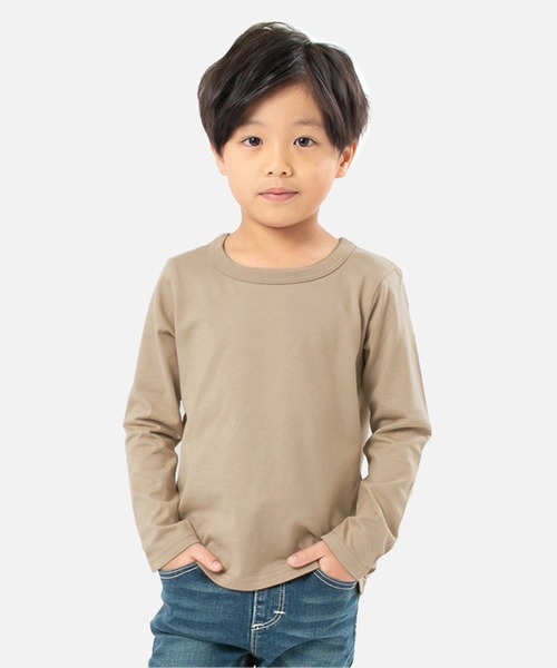 chil2（チルツー）の「全20色 コットン100％ 無地ロンT（Tシャツ/カットソー・キッズ・グレイッシュブルー/ベージュ/カーキ/グリーン/ブラック/マスタード/オレンジ/ラベンダー/オレンジ系その他/ライトイエロー/チャコールグレー/ワインレッド/ネイビー/サックスブルー/グレー/ホワイト/クリーム/スモークピンク/ミント/レッド・90cm/150cm/110cm/140cm/120cm/160cm/80ｃｍ/130cm/100cm）」の6枚目の写真