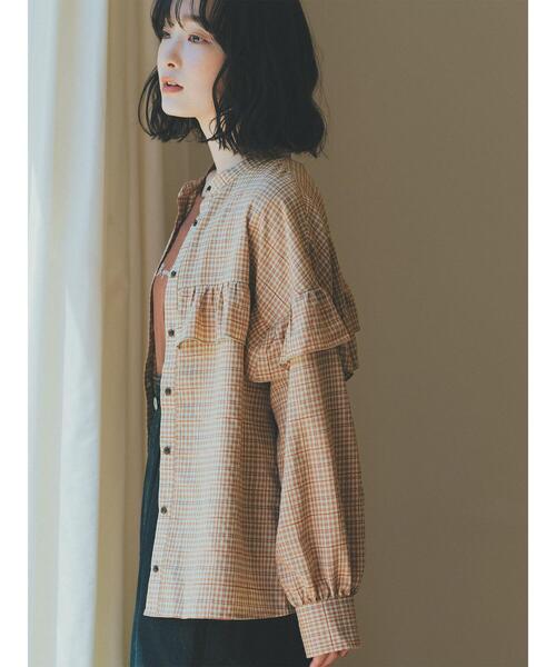 ehka sopo（エヘカソポ）の「スクエア切替フリルブラウス（シャツ/ブラウス・レディース・ネイビー/ベージュ/ブルー/キャメル・F）」の9枚目の写真