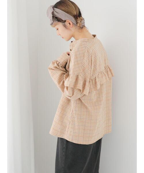 ehka sopo（エヘカソポ）の「スクエア切替フリルブラウス（シャツ/ブラウス・レディース・ネイビー/ベージュ/ブルー/キャメル・F）」の12枚目の写真