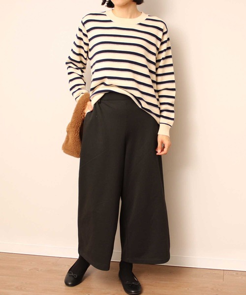 MB mint breeze(エムビーミントブリーズ)の「【LL~6L 大きいサイズ】【WEB・一部店舗限定】 裏起毛 クロップド ワイドパンツ(その他パンツ・レディース・チャコールグレー/ブラック/グリーン・3L/4L/5L/LL)」の14枚目の写真