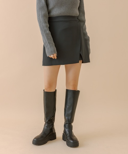 mline（エムライン）の「[mline]シンプルミニスカパン（スカート・レディース・アイボリー/チャコールグレー/ブラック・1/2）」の5枚目の写真