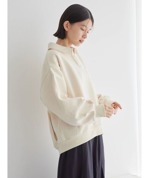 AMERICAN HOLIC(アメリカンホリック)の「スキッパー衿付き裏毛プルオーバー(Tシャツ/カットソー・レディース・ブラック/ブラウン/アイボリー/その他6・M/L)」の11枚目の写真