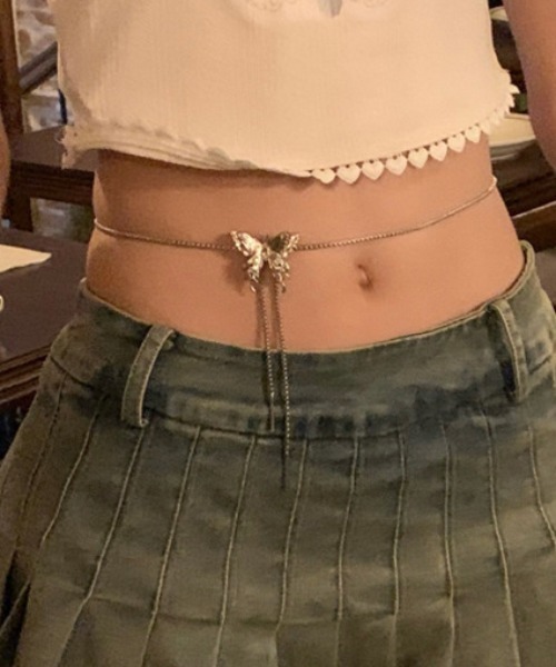 Vipoa（ヴィポア）の「ANTIQUE BUTTERFLY PENDANT NECKLACE（ネックレス・レディース・シルバー・FREE）」の13枚目の写真