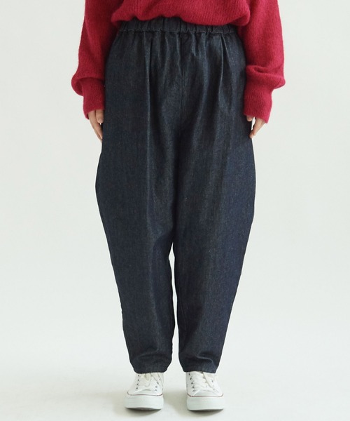 yuni（ユニ　）の「10oz デニム　コクーンパンツ 1701PT003241（デニムパンツ・レディース・インディゴブルー/ブラック・S/M）」の14枚目の写真