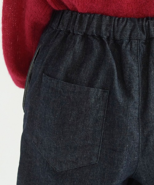 yuni（ユニ　）の「10oz デニム　コクーンパンツ 1701PT003241（デニムパンツ・レディース・インディゴブルー/ブラック・S/M）」の19枚目の写真
