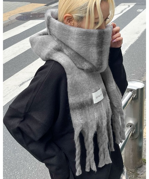 3.3 Field Trip （3.3フィールドトリップ）の「【UNISEX】3.3 Field Trip／マルチストライプ マフラー　2995801（マフラー・レディース・グレー/グリーン/キャメル・FREE）」の17枚目の写真