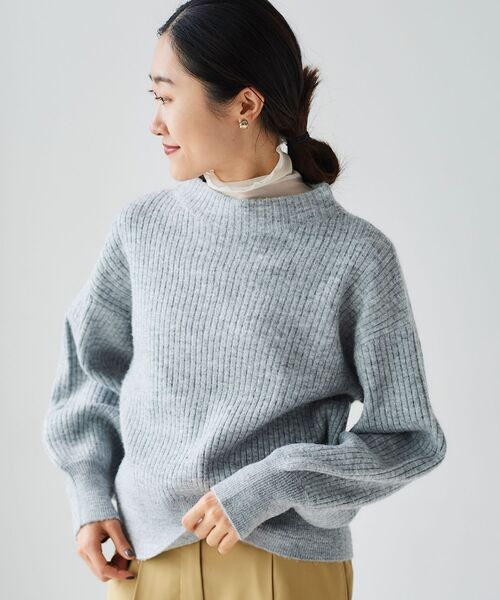 le.coeur blanc（ルクールブラン）の「ボトルネックラメリブニット（ニット/セーター・レディース・ライトグレー/ブルー/ベージュ・38）」の9枚目の写真