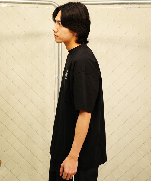 LURKING CLASS（ラーキングクラス）の「【ムラサキスポーツ限定】LURKING CLASS/ラーキングクラス バックプリント オーバーサイズTシャツ ST24STM04（Tシャツ/カットソー・メンズ・ブラック/ホワイト/サンドベージュ・M/L/XL）」の16枚目の写真