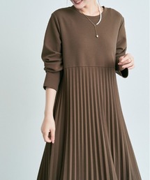 「mochiz」全方向 ストレッチ プリーツ 切り替え ワンピース