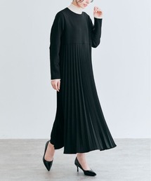 「mochiz」全方向 ストレッチ プリーツ 切り替え ワンピース