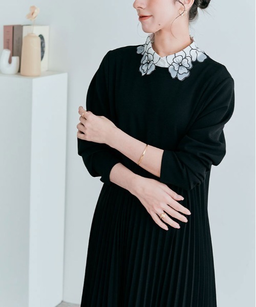 kirakiraShop(キラキラショップ)の「「mochiz」全方向 ストレッチ プリーツ 切り替え ワンピース(ワンピース・レディース・ブラック/ブラウン/ネイビー/ベージュ/ライトベージュ/チャコール・FREE)」の9枚目の写真