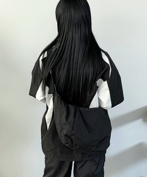[UNISEX][5color]ベーシックナイロンハーフムーンショルダークロスバッグ
