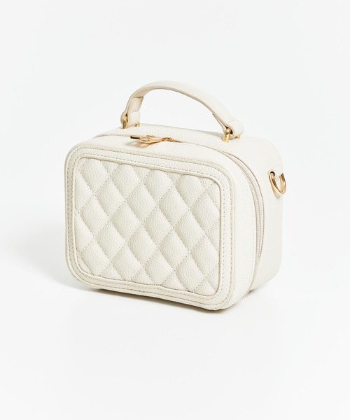 NOELA(ノエラ)の「キルティングスクエアバッグ(ショルダーバッグ・レディース・ブラック/オフホワイト/イエロー・フリー)」の16枚目の写真