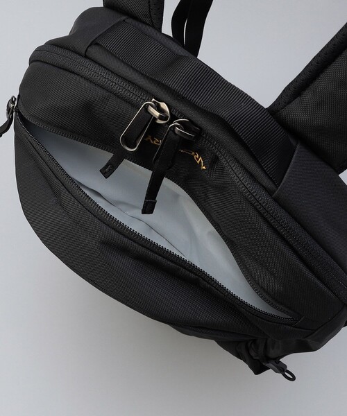 ARC'TERYX（アークテリクス）の「ARC' TERYX/アークテリクス Mantis 16 Backpack/マンティス16 バックパック（バックパック/リュック・メンズ・その他9/ブラック/インディゴブルー・ﾌﾘ-）」の21枚目の写真