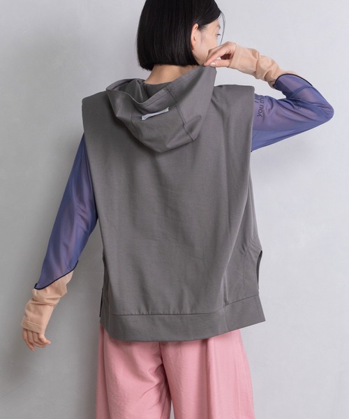 MARECHAL TERRE（マルシャルテル）の「スリーブレスフーディー