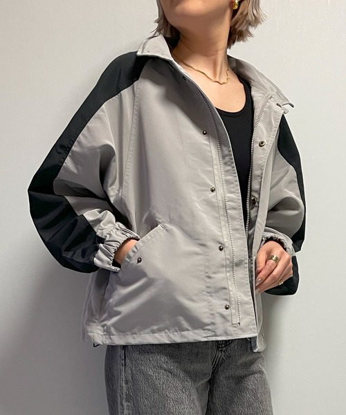 Fizz(フィズ)の「【Fizz/フィズ】 バイカラーマウンテンパーカー(マウンテンパーカー・レディース・カーキ/グレー/ベージュ・FREE)」の1枚目の写真