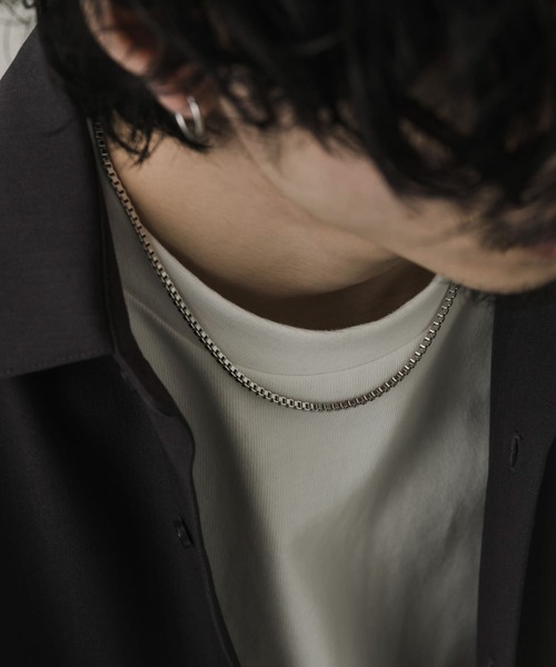 SMELLY(スメリー)の「ボックスチェーンマンテルネックレス(ネックレス・メンズ・シルバー・-)」の8枚目の写真