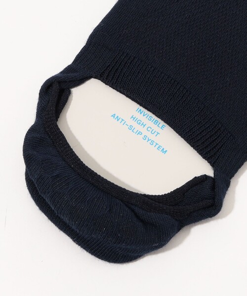 FALKE（ファルケ）の「FALKE COOL KICK INVISIBLE インビジブルソックス（ソックス/靴下・メンズ・ネイビー/ブラック/チャコールグレー/ホワイト・FREE）」の6枚目の写真