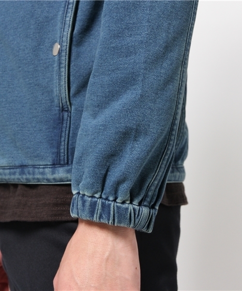 Denime(ドゥニーム)の「カットデニムバンドカラージャケット(ノーカラージャケット・メンズ・ブルー/ネイビー・X-LARGE/MEDIUM/LARGE)」の12枚目の写真