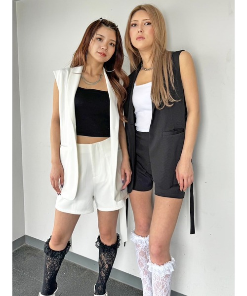 EGOIST(エゴイスト)の「ベルト付テーラードベスト(ベスト・レディース・ホワイト/ブラック・FREE)」の3枚目の写真