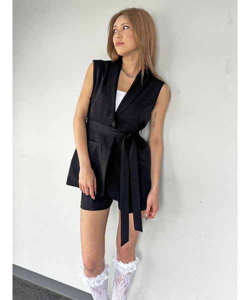 EGOIST(エゴイスト)の「ベルト付テーラードベスト(ベスト・レディース・ホワイト/ブラック・FREE)」の5枚目の写真