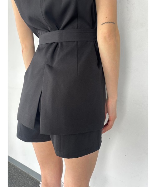 EGOIST(エゴイスト)の「ベルト付テーラードベスト(ベスト・レディース・ホワイト/ブラック・FREE)」の17枚目の写真