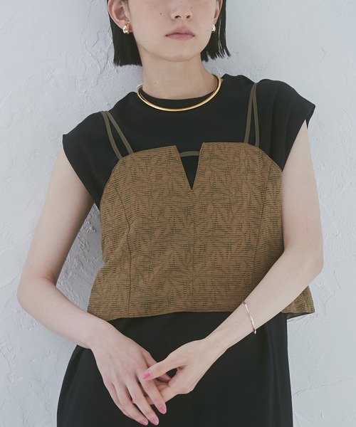 hunch（ハンチ）の「シアージャガードビスチェ（ベスト・レディース・オフホワイト/ブラック/カーキ・FREE）」の3枚目の写真