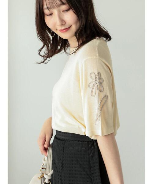 Te chichi TERRASSE（テチチテラス）の「コード刺繍半袖シアーニット（ニット/セーター・レディース・オフホワイト/ブラック/オレンジ・F）」の2枚目の写真