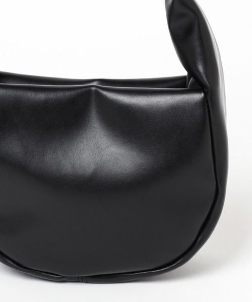 Me%（ミィパーセント）の「パフィーポーチショルダー 126860（ショルダーバッグ・レディース・シルバー/ブラック・FREE）」の21枚目の写真