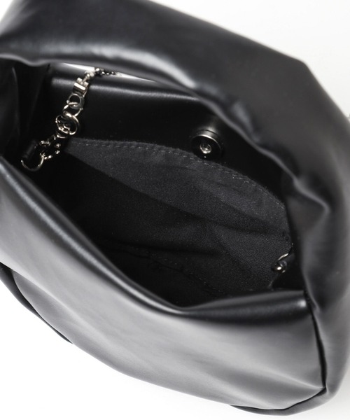 Me%（ミィパーセント）の「パフィーポーチショルダー 126860（ショルダーバッグ・レディース・シルバー/ブラック・FREE）」の14枚目の写真