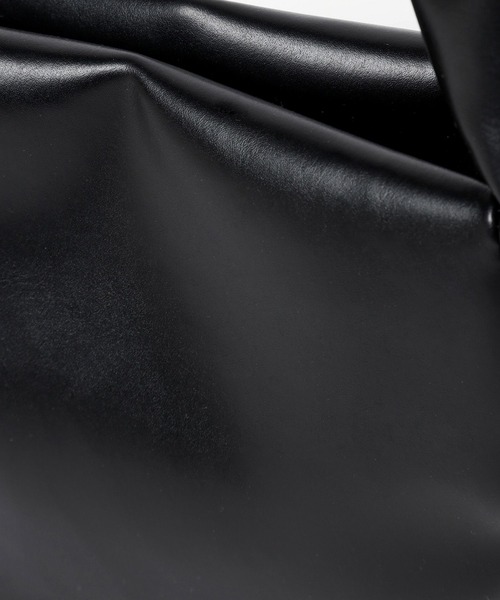 Me%（ミィパーセント）の「パフィーポーチショルダー 126860（ショルダーバッグ・レディース・シルバー/ブラック・FREE）」の12枚目の写真