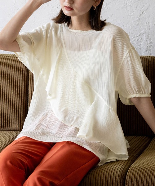 VitaFelice(ヴィータフェリーチェ)の「アシメフリルデザインカットソー(Tシャツ/カットソー・レディース・アイボリー/オリーブ/ブラック・FREE)」の4枚目の写真